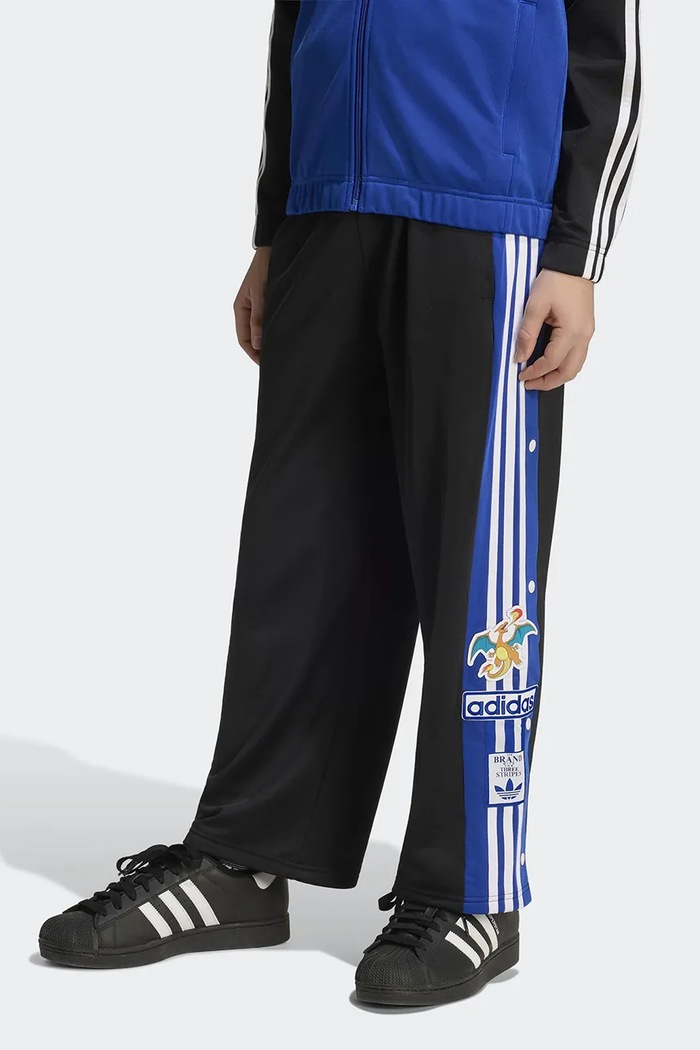 Tepláky dětské POKEMON adidas Originals KS7117 černá