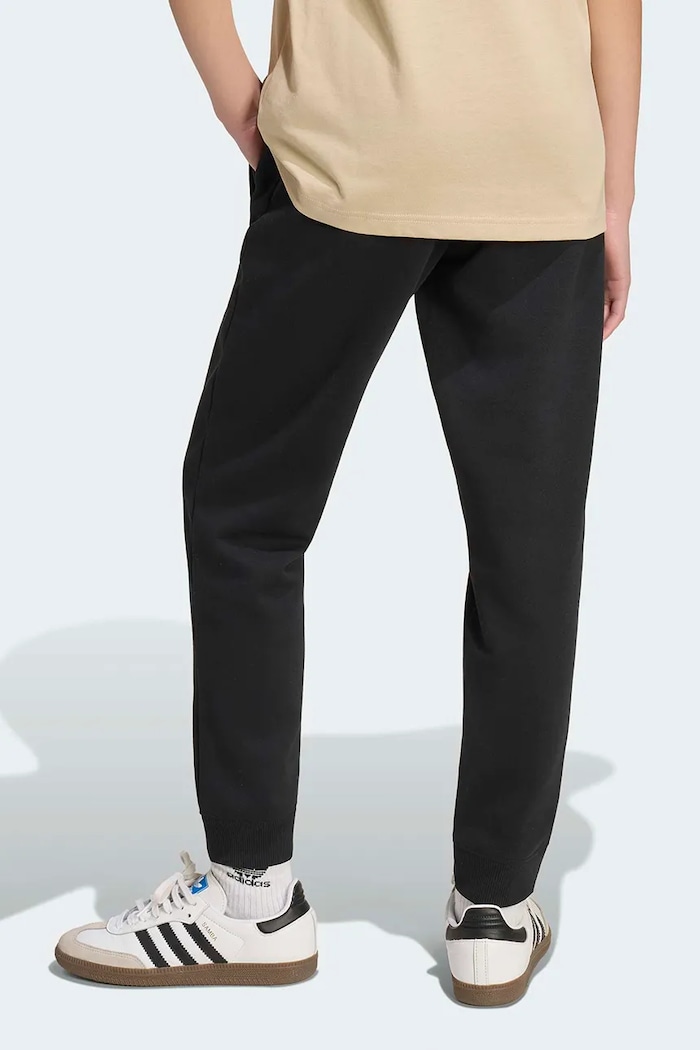 adidas Originals teplákové nohavice detské s bavlnou KR0883 čierna