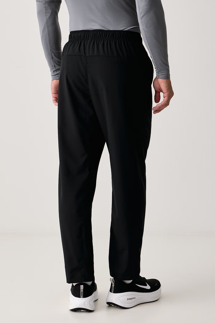Odzież Nike Spodnie treningowe męskie Form Dri-FIT FB7490.010 czarny