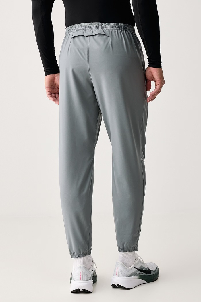 Odzież Nike Spodnie do biegania męskie Miler Dri-FIT IF2062.084 szary