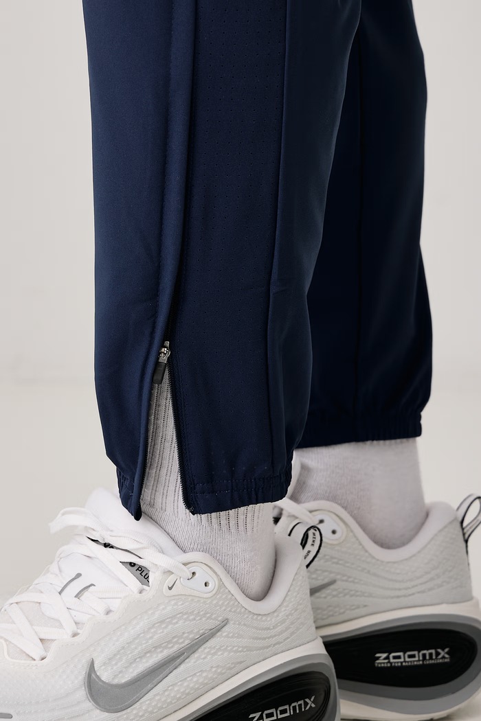 Spodnie do biegania męskie Miler Dri-FIT Nike granatowy IF2062.410