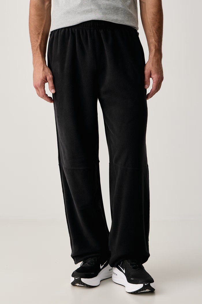 Nike Spodnie treningowe męskie Therma-FIT czarny IX7293.010