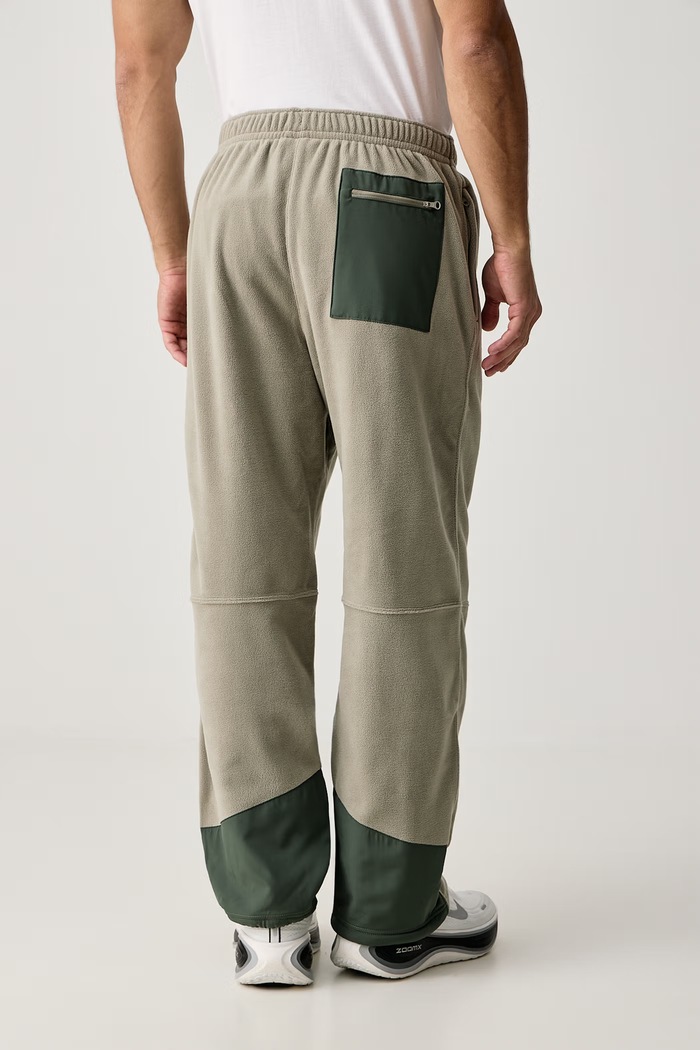 Odzież Nike Spodnie treningowe męskie polarowe Therma-FIT IX7293.320 zielony