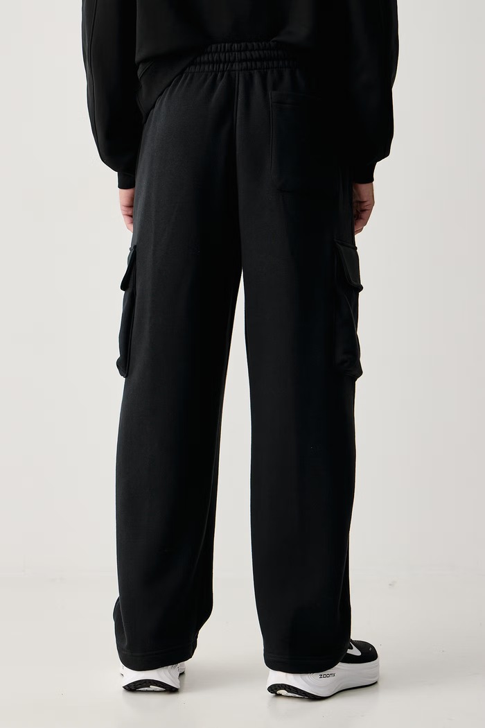 Odzież Jordan Spodnie dresowe męskie z bawełną Brooklyn Fleece IO1816.010 czarny