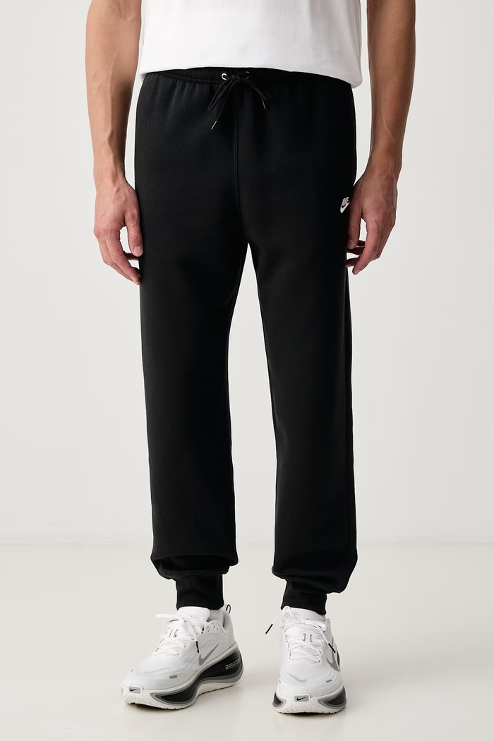 Nike Sportswear Spodnie joggery męskie z bawełną Club czarny FN3787.010