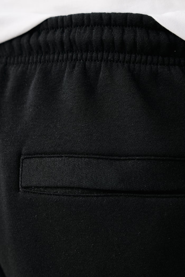 Spodnie joggery męskie z bawełną Club Nike Sportswear FN3787.010 czarny