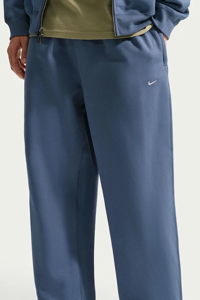 Odzież Nike Sportswear Spodnie dresowe męskie z bawełną Solo Swoosh HV1090.491 niebieski