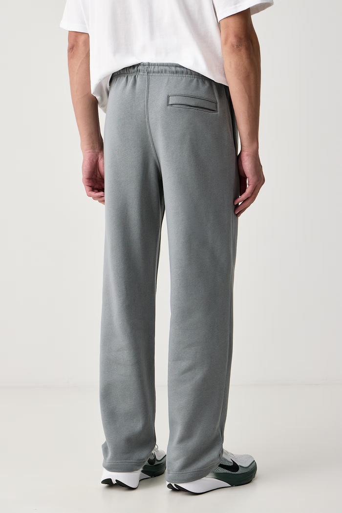Odzież Nike Sportswear Spodnie dresowe męskie z bawełną Club IF0488.084 szary