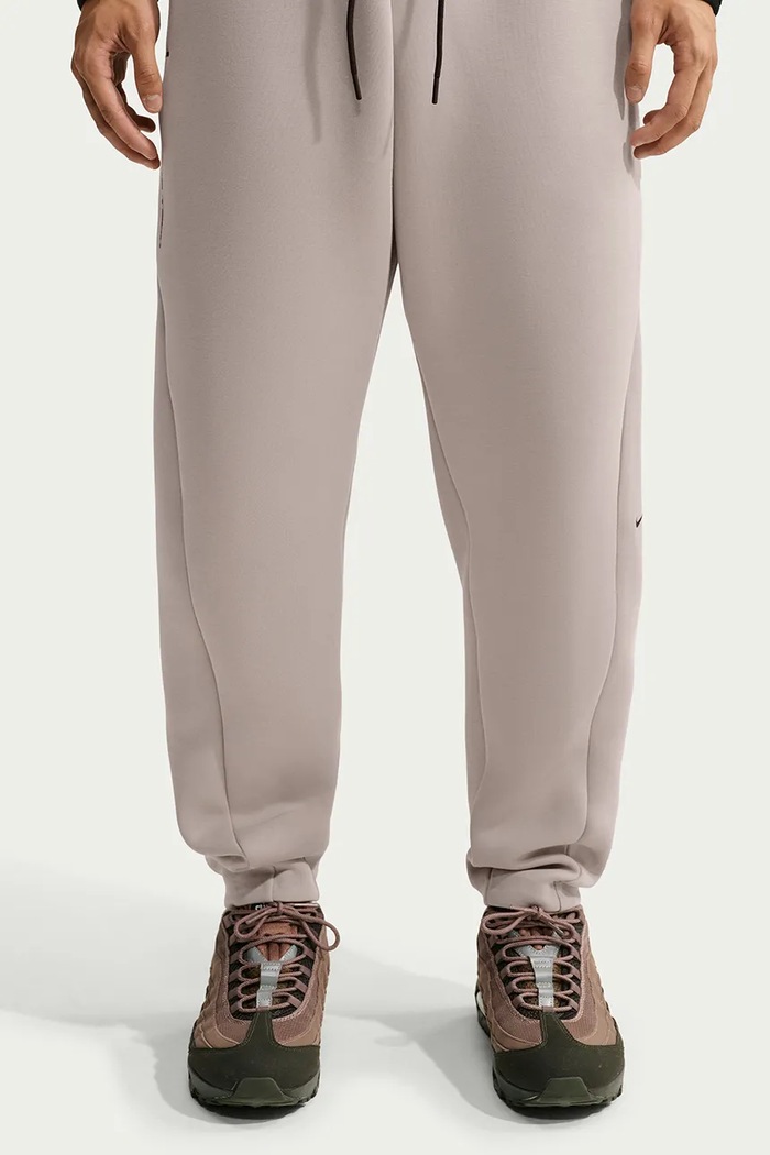 Odzież Nike Sportswear Spodnie dresowe męskie Tech IM6219.009 szary