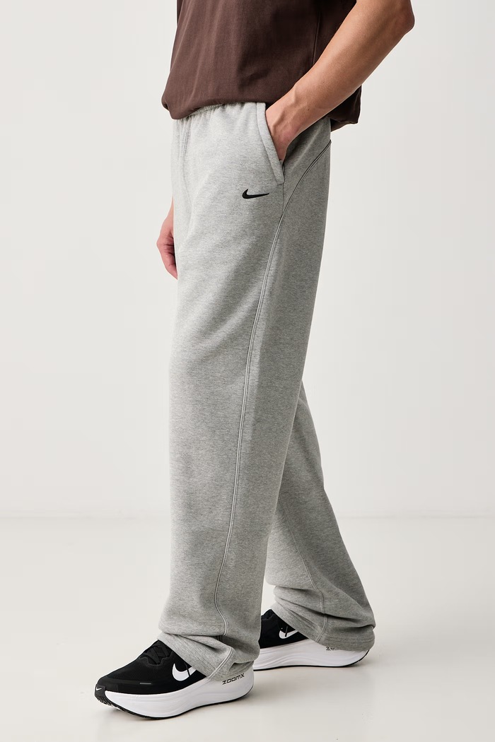 NOCTA spodnie dresowe z bawełną męskie Nike Sportswear FZ4675.063 szary