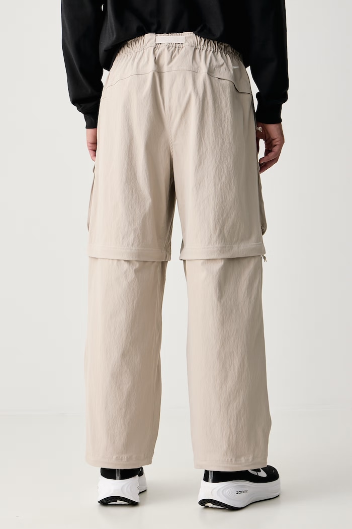 Odzież Nike ACG: All Conditions Gear Spodnie cargo męskie ACG Smith Summit HV0591.236 beżowy