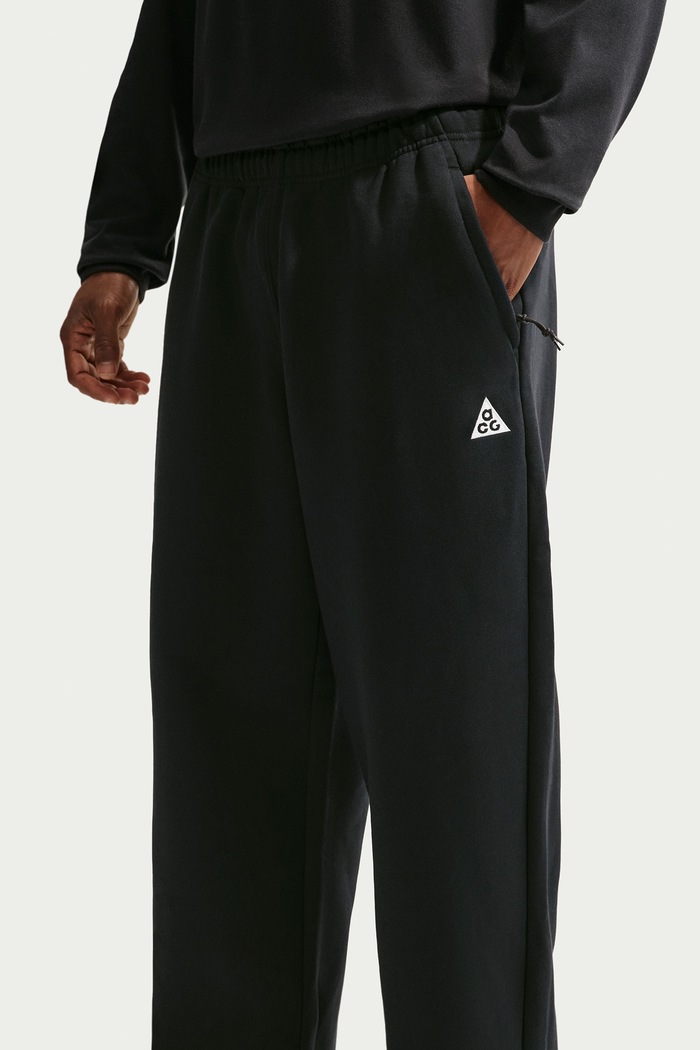 Ρούχα Nike ACG: All Conditions Gear Παντελόνι επίσημο ανδρικό με βαμβάκι ACG Tuff Fleece IH0717.010 μαύρο