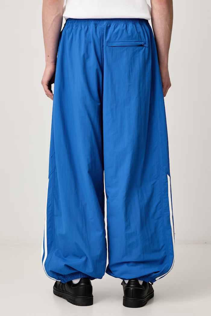 Odzież adidas Originals Adisignature Vista spodnie dresowe męskie LF3027 niebieski