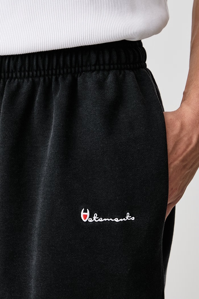 Athletic Logo spodnie dresowe bawełniane męskie Vetements czarny MH27SP228B