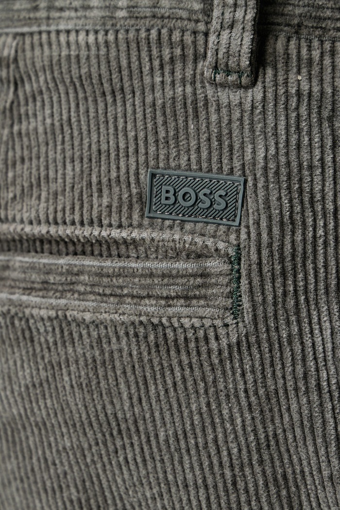 Штани чоловічі вельветові Chino_Tapered_N1 BOSS Orange 50569442 зелений