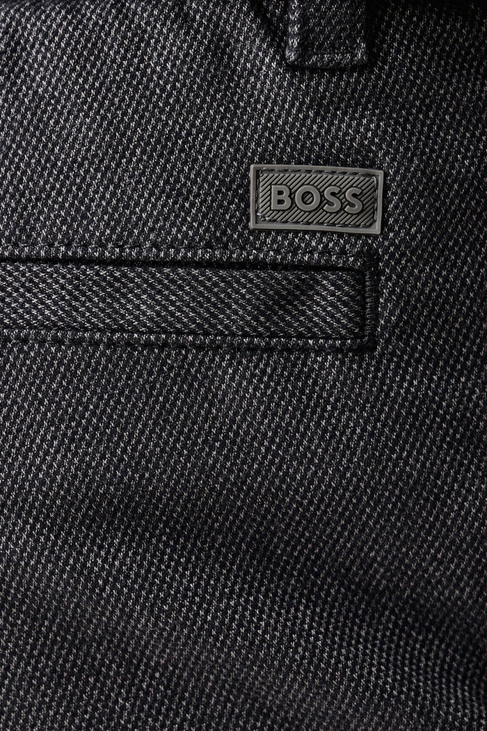 Nohavice pánske Chino_Tapered_DS_11 BOSS Orange 50569309 sivá