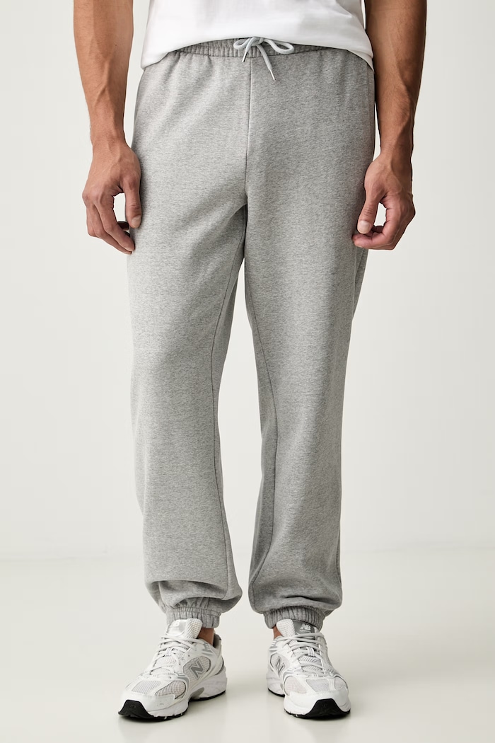 The North Face spodnie dresowe męskie z bawełną Essential szary NF0A8CWCCQO1