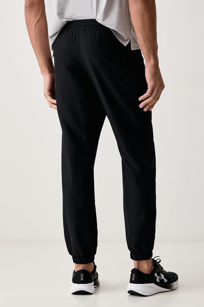 Odzież Under Armour Spodnie treningowe męskie Tech Sport 6011268.002 czarny