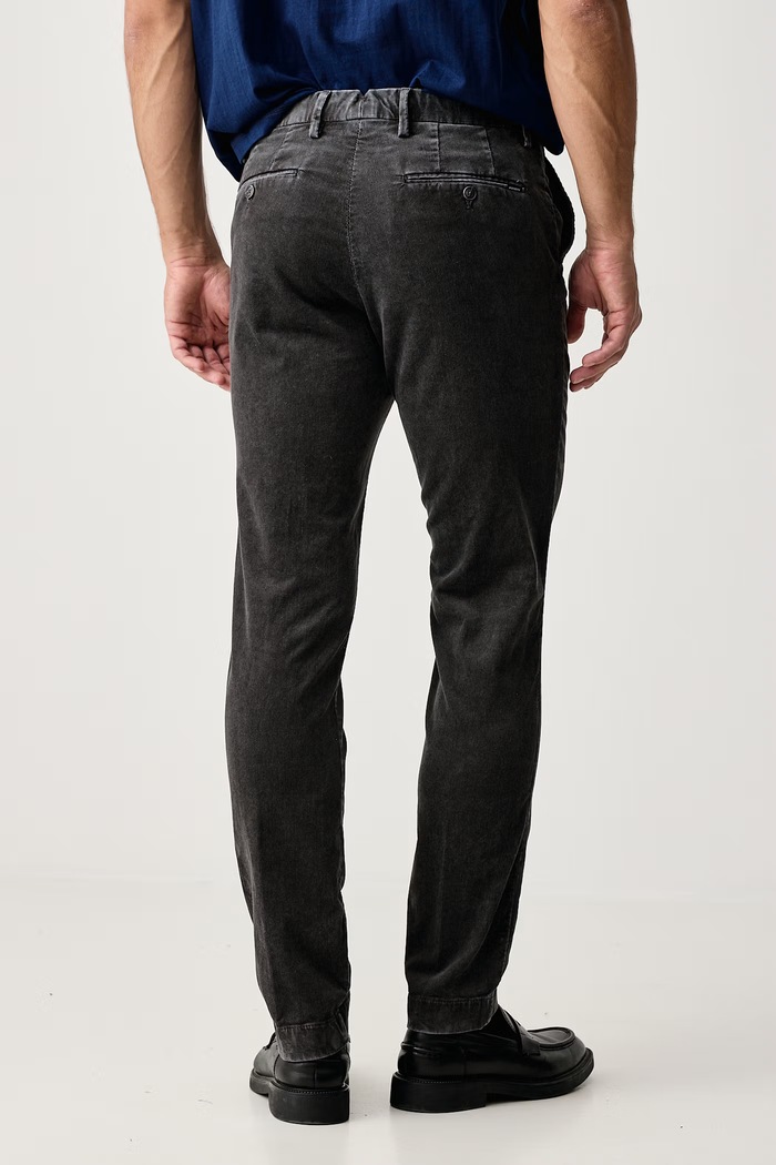 Odzież Hackett London Spodnie chinos męskie sztruksowe HM2100164R szary