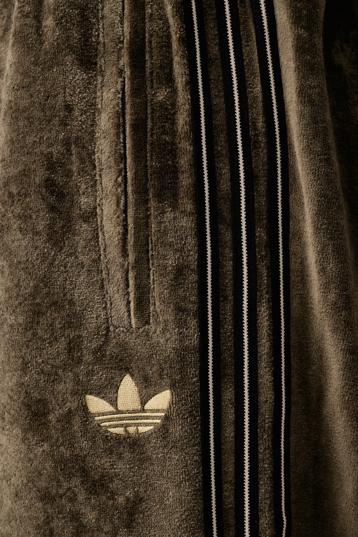 Trenirka moška Firebird Velour adidas Originals rjava KE4165