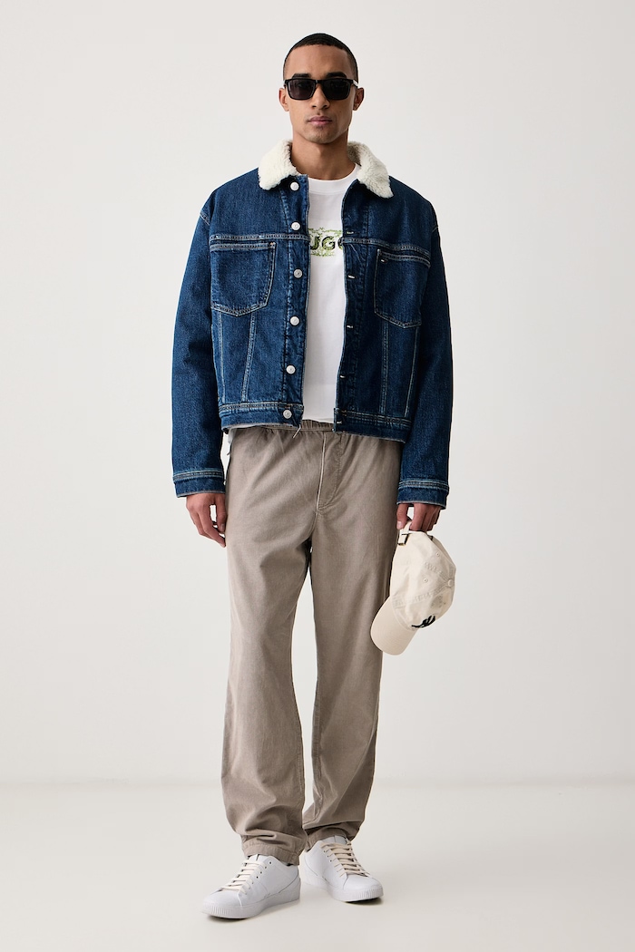 Tommy Jeans Spodnie męskie sztruksowe DM0DM23537 beżowy AW26