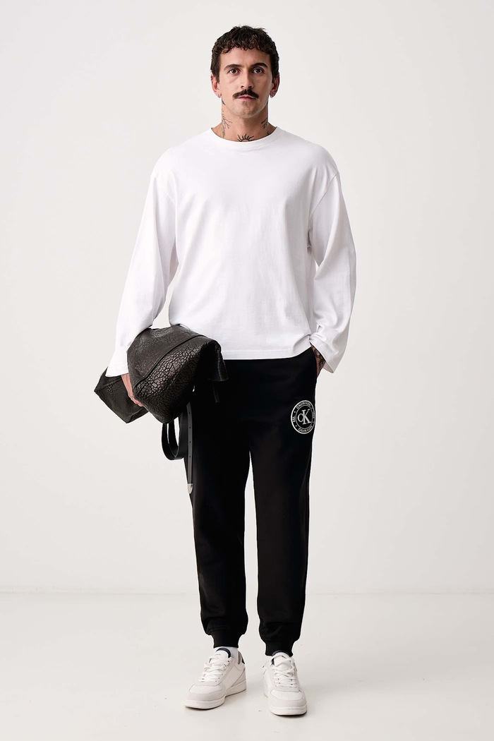 Calvin Klein Jeans Trenirka moška z bombažem LV04RH240G črna AW26