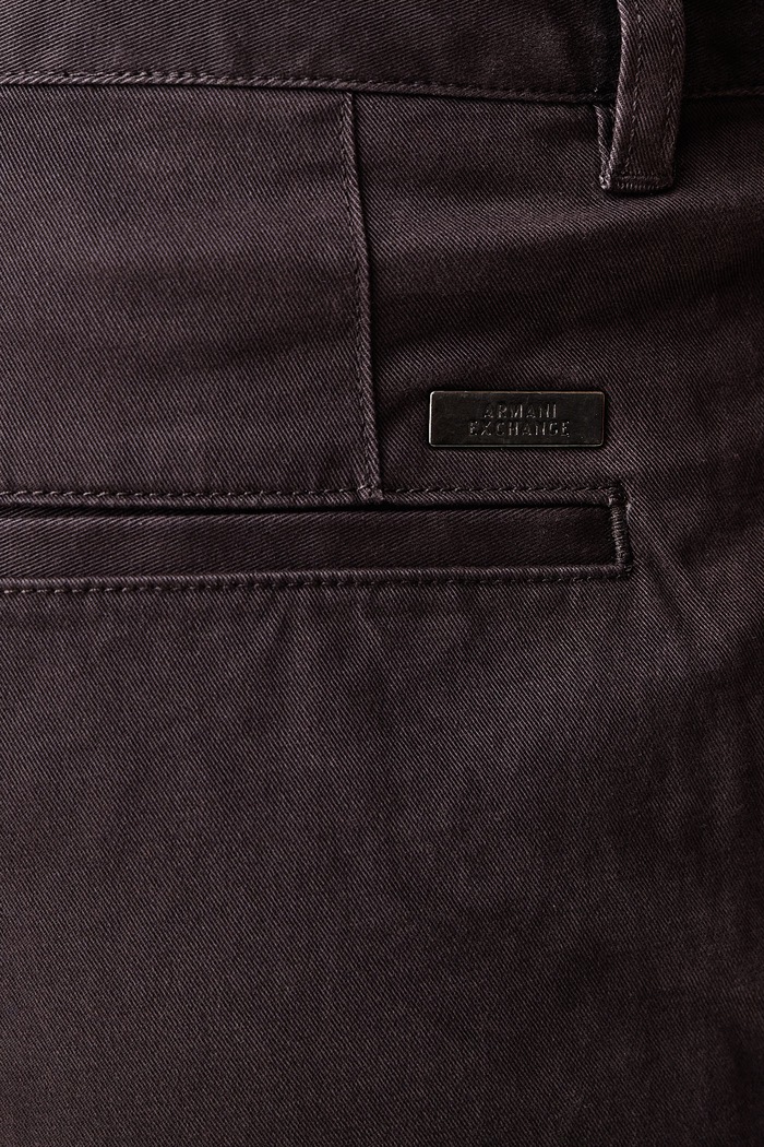 Spodnie chinos męskie bawełniane z elastanem Armani Exchange XM003537.AF22547 szary