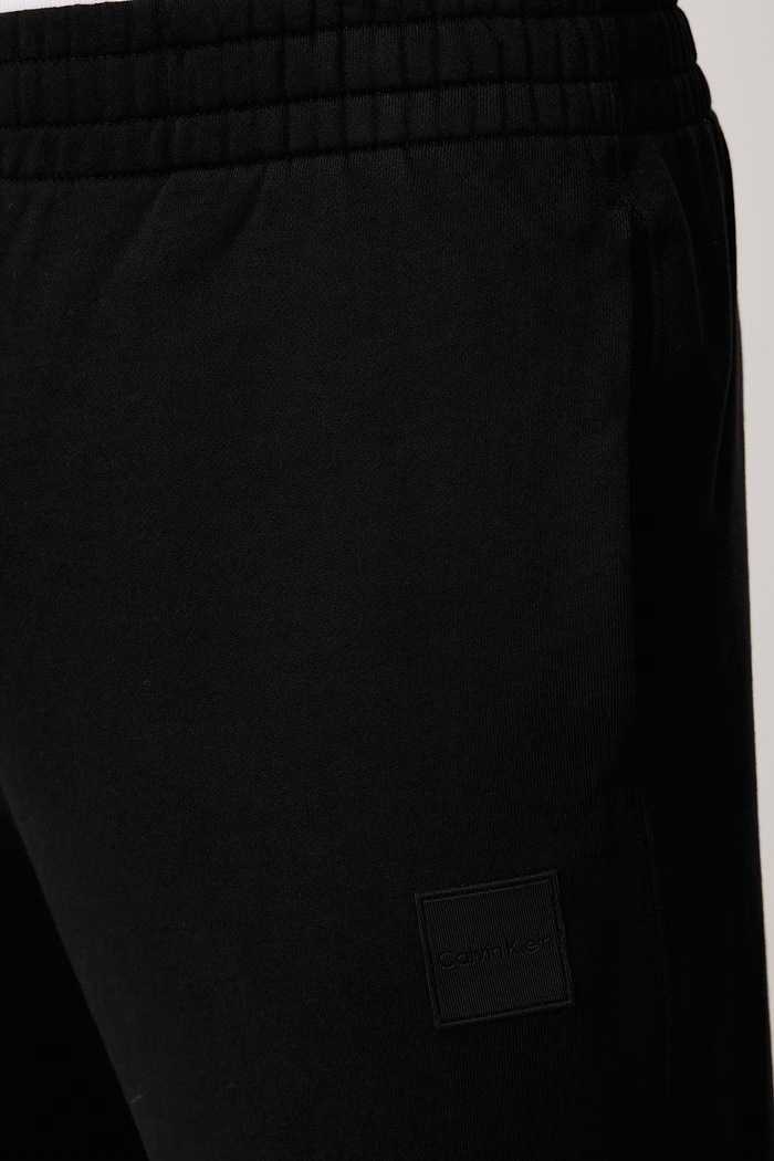 Teplákové nohavice pánske s bavlnou Calvin Klein LV04LH231G čierna