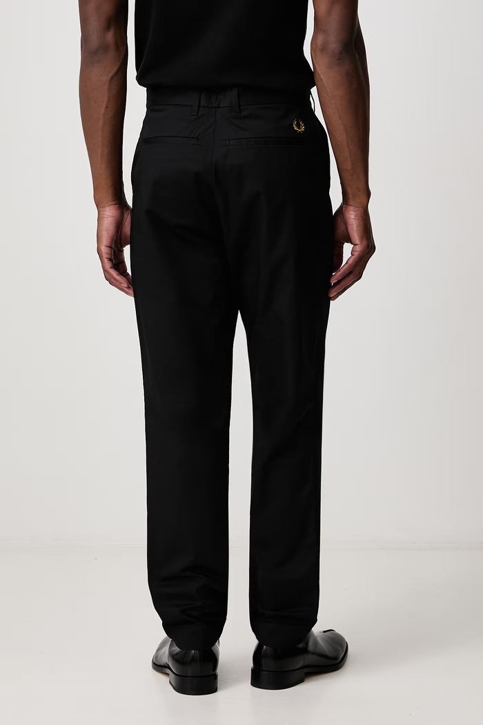 Odzież Fred Perry Spodnie męskie bawełniane T2301.198 czarny