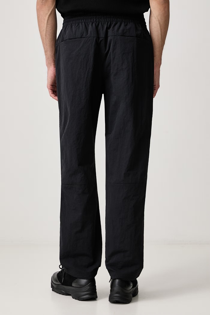Odzież Fred Perry Spodnie dresowe męskie T3310.102 czarny