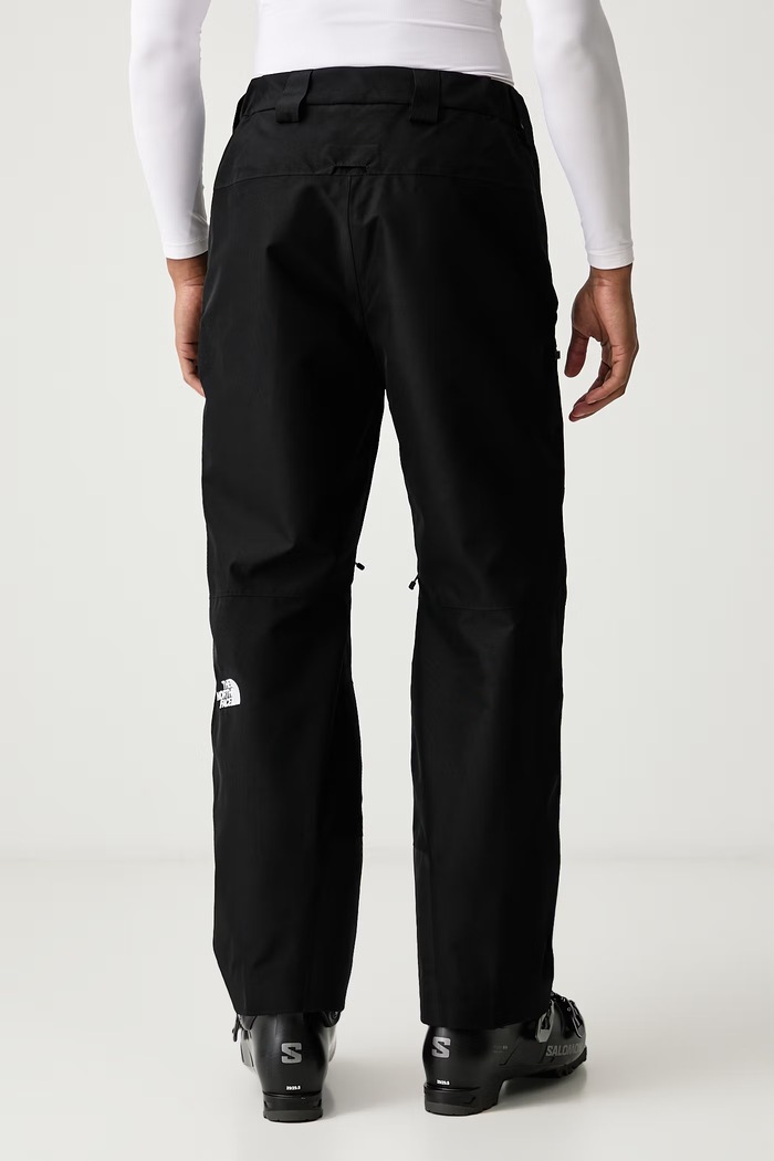 Oblečenie The North Face Lyžiarske nohavice pánske GTX Dawnstrike NF0A8C8BJK31 čierna