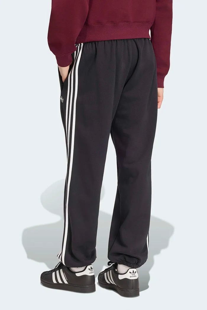 adidas Originals Teplákové nohavice pánske s bavlnou Adicolor KV9280 čierna AW26