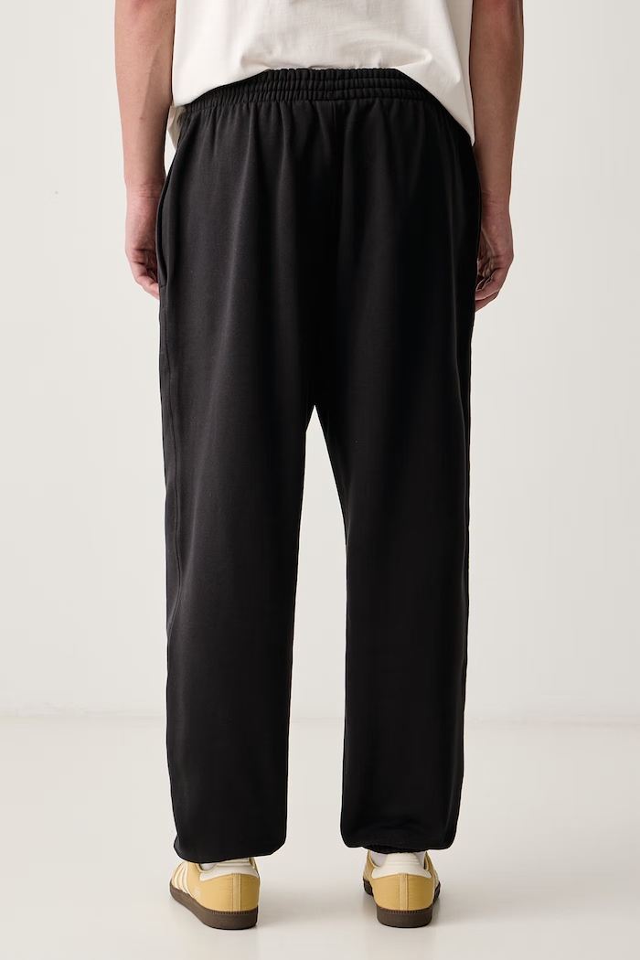 Odzież adidas Originals Spodnie dresowe męskie bawełniane Trefoil Essentials KQ8557 czarny