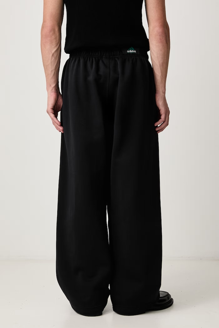 Îmbrăcăminte adidas Originals Spacer Open pantaloni de trening cu bumbac pentru bărbați KR3974 negru