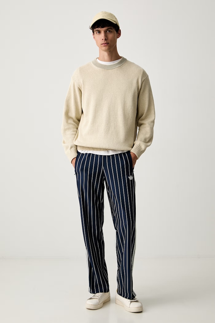 adidas Originals spodnie dresowe męskie Firebird Pinstripes KR7231 granatowy AW26