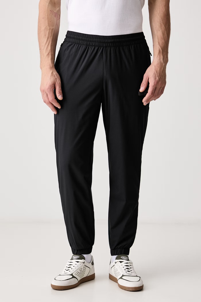 EA7 Emporio Armani Spodnie dresowe męskie czarny AF16825.7M002141