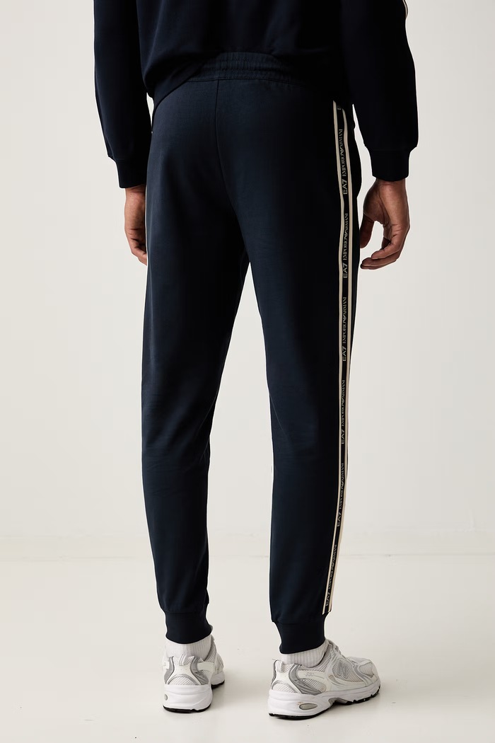Odzież EA7 Emporio Armani spodnie dresowe męskie bawełniane AF13512.7M002194 granatowy
