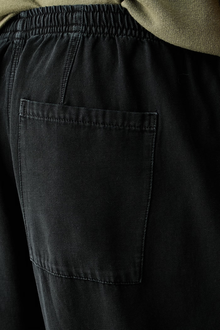 American Vintage spodnie joggery męskie bawełniane czarny MLYC10C
