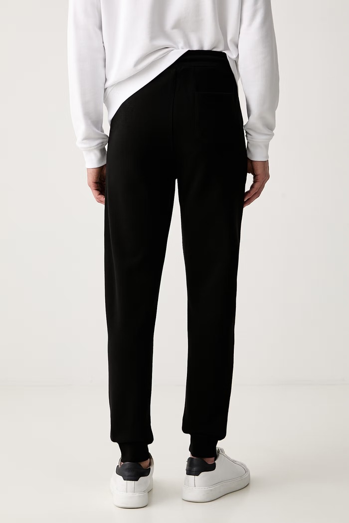 Abbigliamento Karl Lagerfeld pantaloni da tuta da uomo in cotone 563917.705782 nero