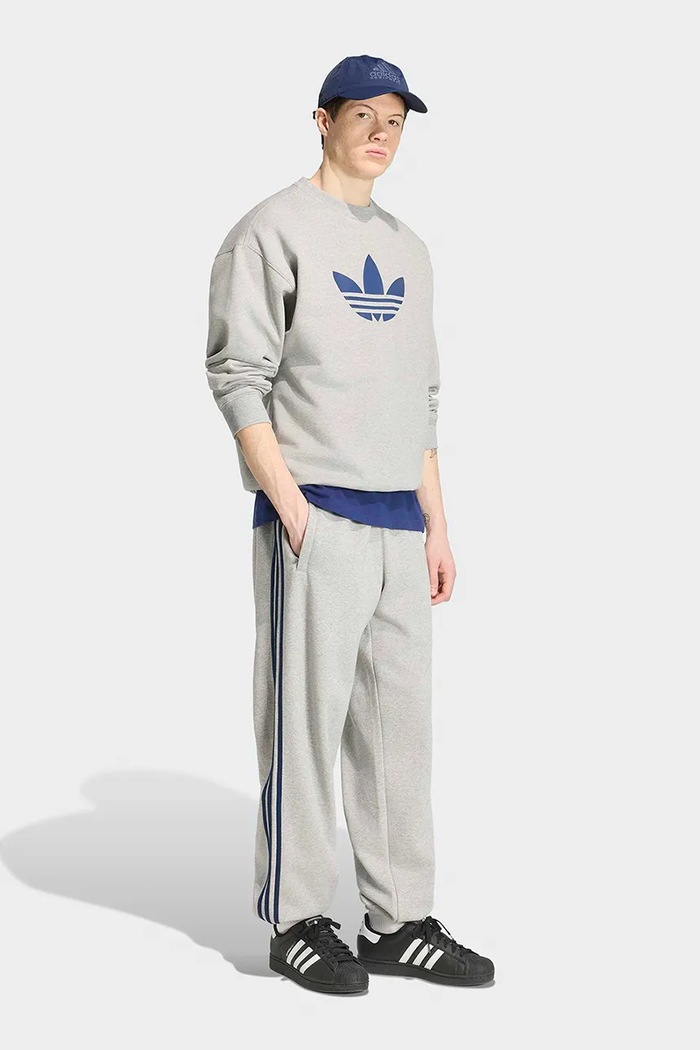 Oblečenie adidas Originals Teplákové nohavice pánske s bavlnou Adicolor KV9276 sivá