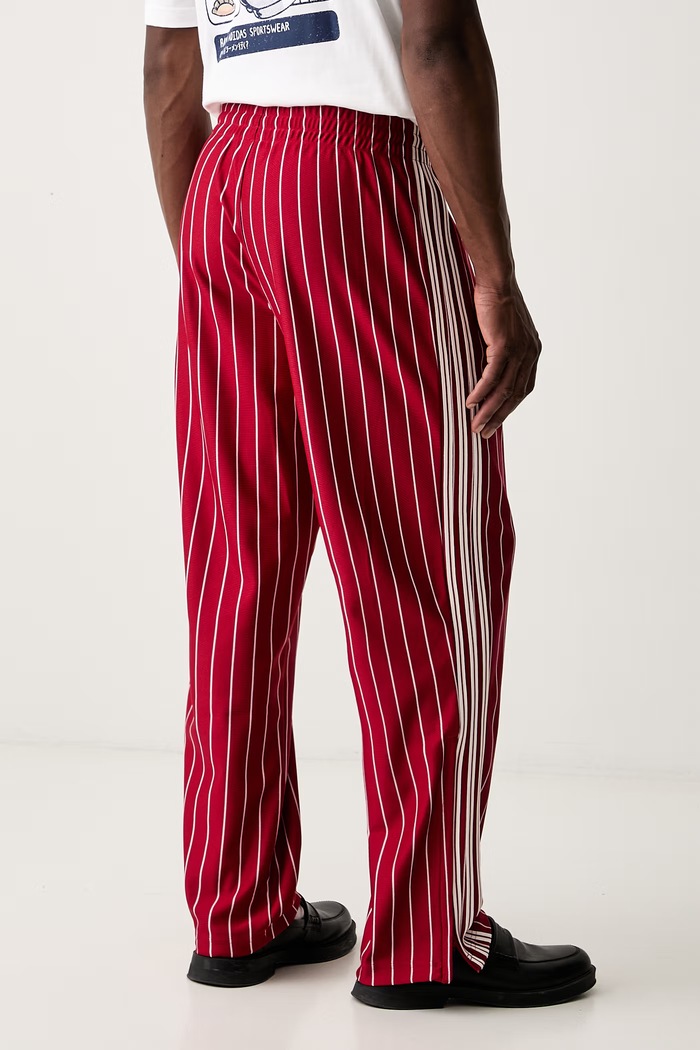 Odzież adidas Originals spodnie dresowe męskie Firebird KR7230 czerwony