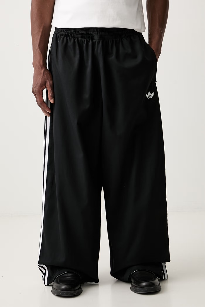 adidas Originals spodnie męskie Adicolor czarny KR1387
