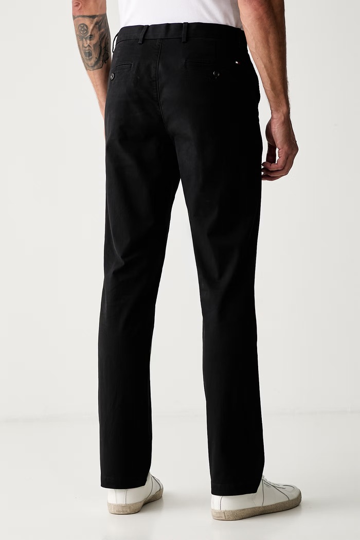 Odjeća Tommy Hilfiger regular hlače za muškarce s pamukom MW0MW40263 crna