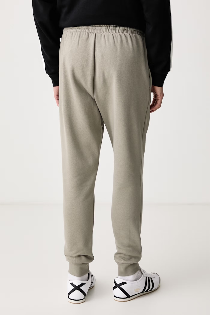 Odzież adidas Spodnie dresowe męskie z bawełną Essentials Feelcozy KF2381 zielony