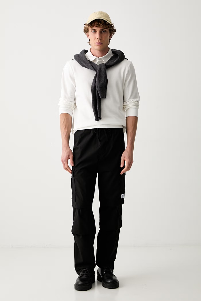 HUGO Blue панталон карго мъжки от памук Gadic242 50564196 черен AW26