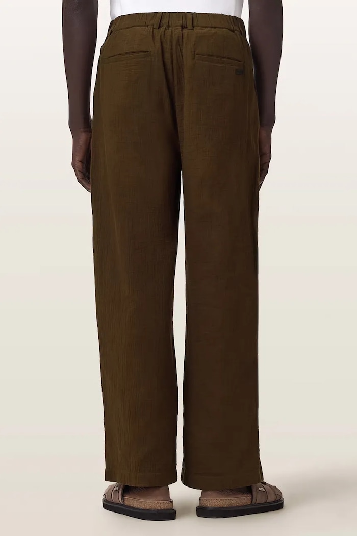 AllSaints брюки для мужчин из хлопка TAIKO M035TE коричневый AW26