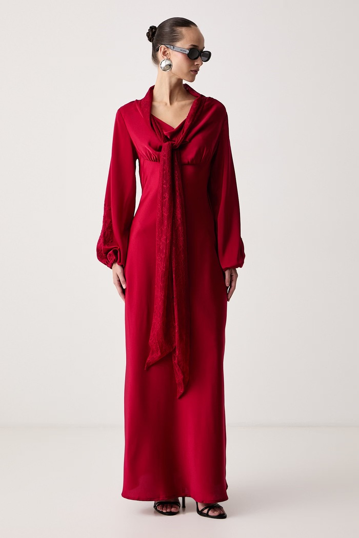 Never Fully Dressed Sukienka NFDDR3614 czerwony AW26