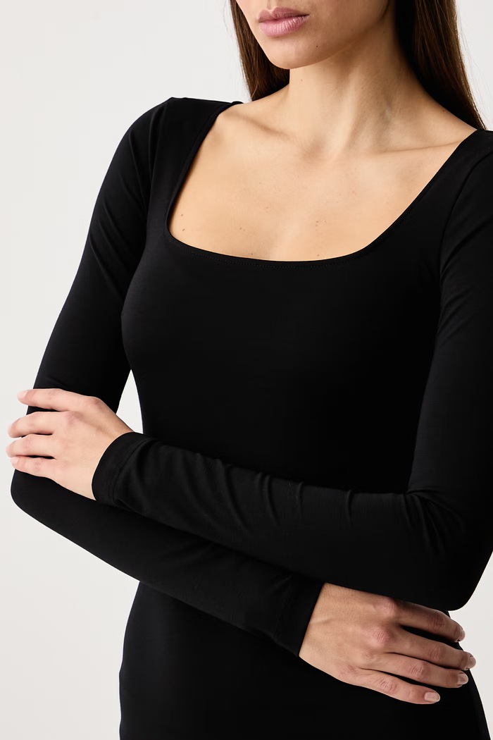 Sukienka z wiskozą CLAUDIA NOIR Le Privé LP00829 czarny