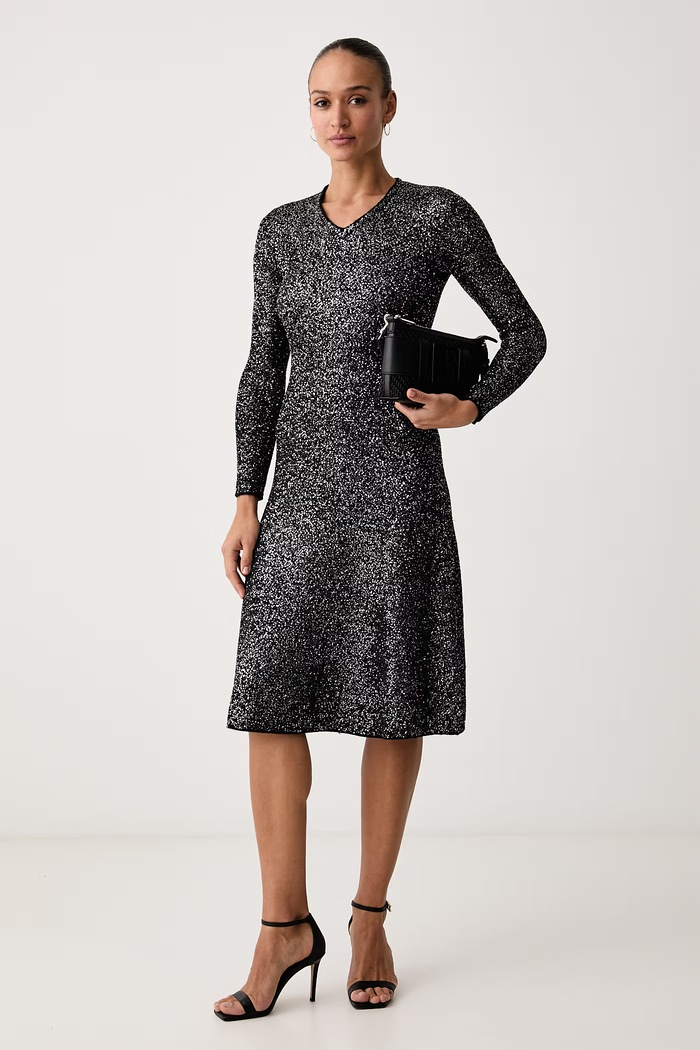 Karl Lagerfeld Rochie B4W13031 negru AW26