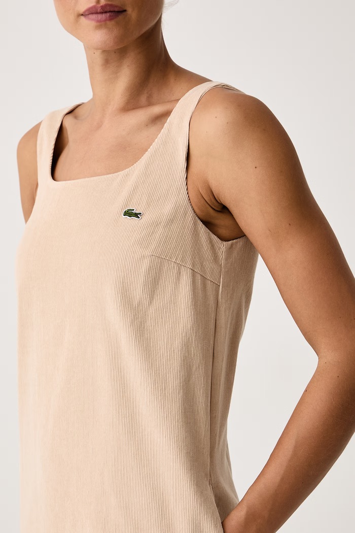 Sukienka sztruksowa Lacoste EF0344 beżowy